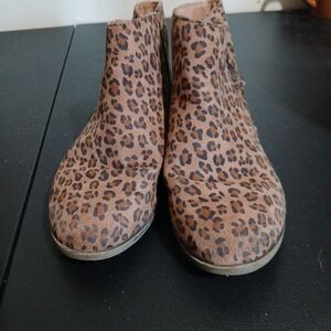 Cat & Jack Leopard Print Boots Booties Ankle Boot Shoes Size 1